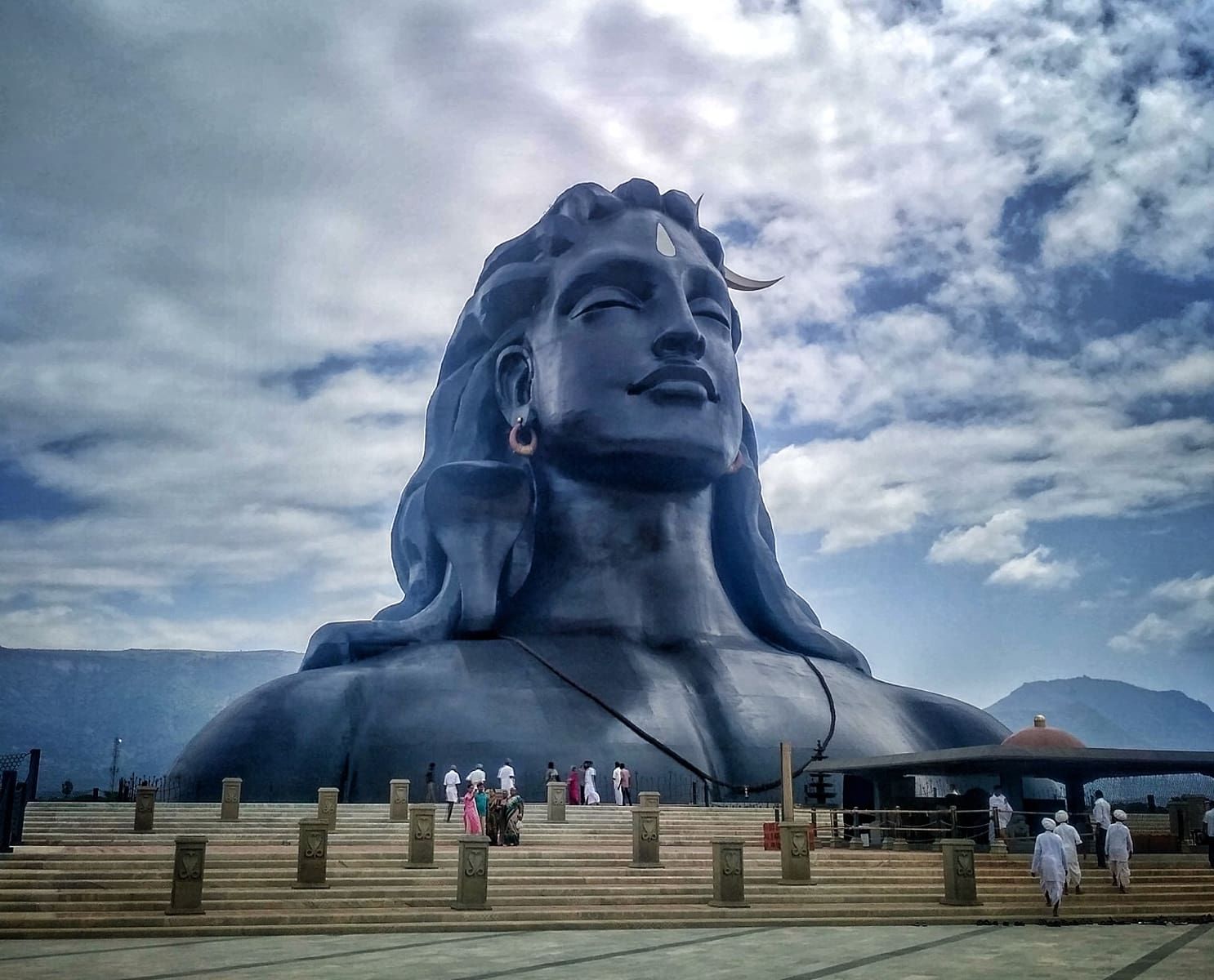 Isha sivan temple